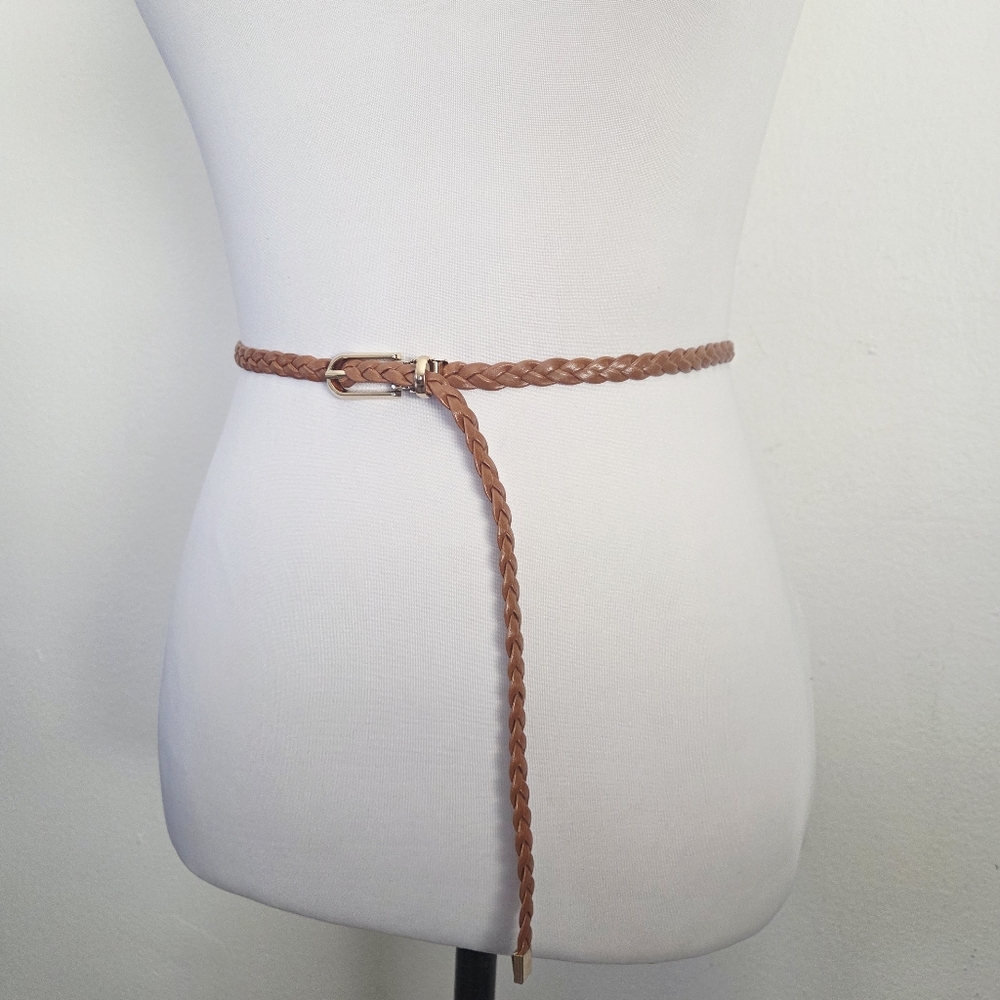 Brown thin braided belt with gold buckle - Picture 6 of 8